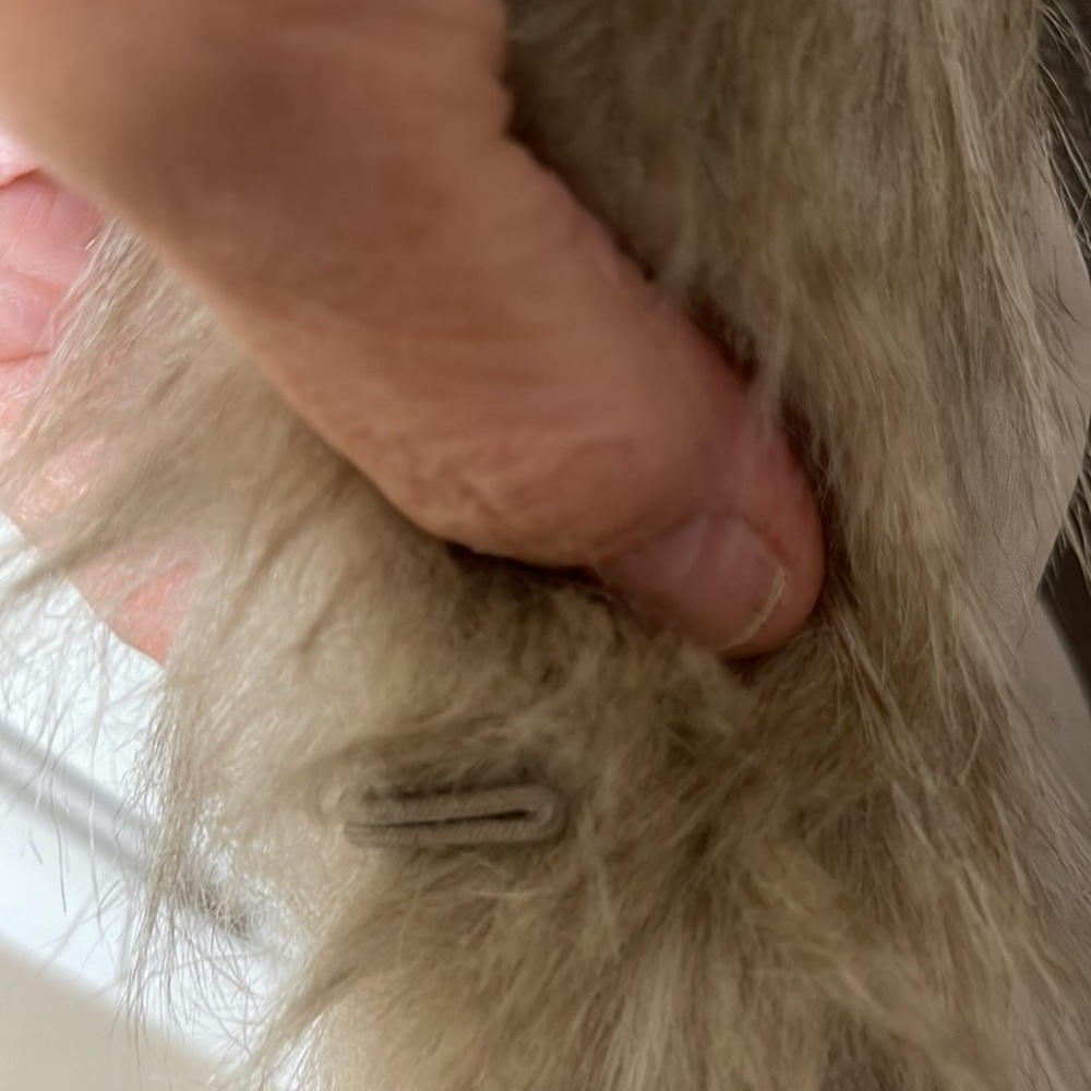 Shelby collection Faux fur Vest with knitted back - Picture 4 of 7
